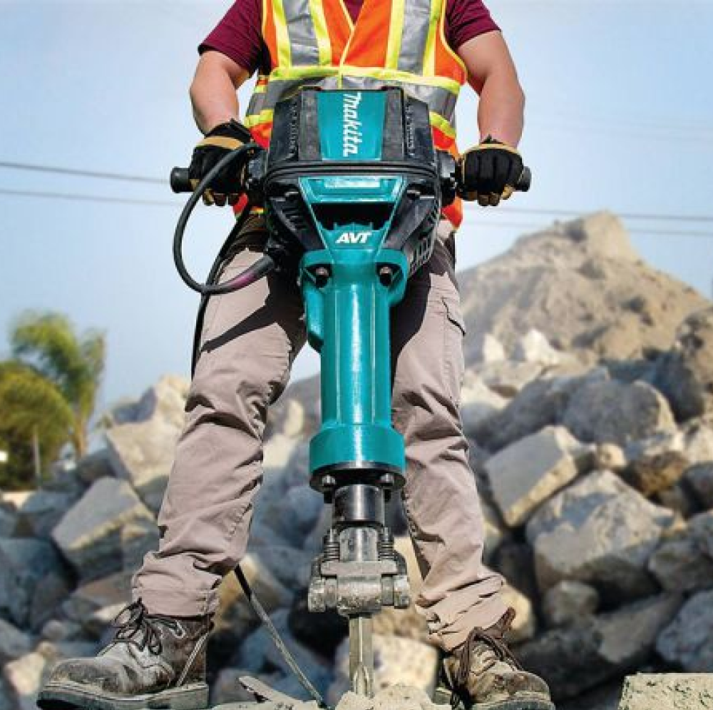 Отбойный молоток (бетонолом) Makita HM1802 (71 Дж)